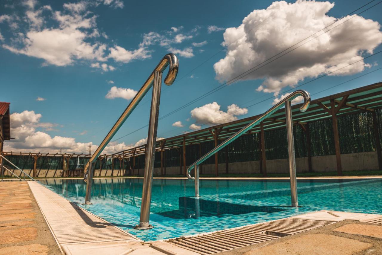 Thermal Hotel Seven Seasons Bania Exterior foto