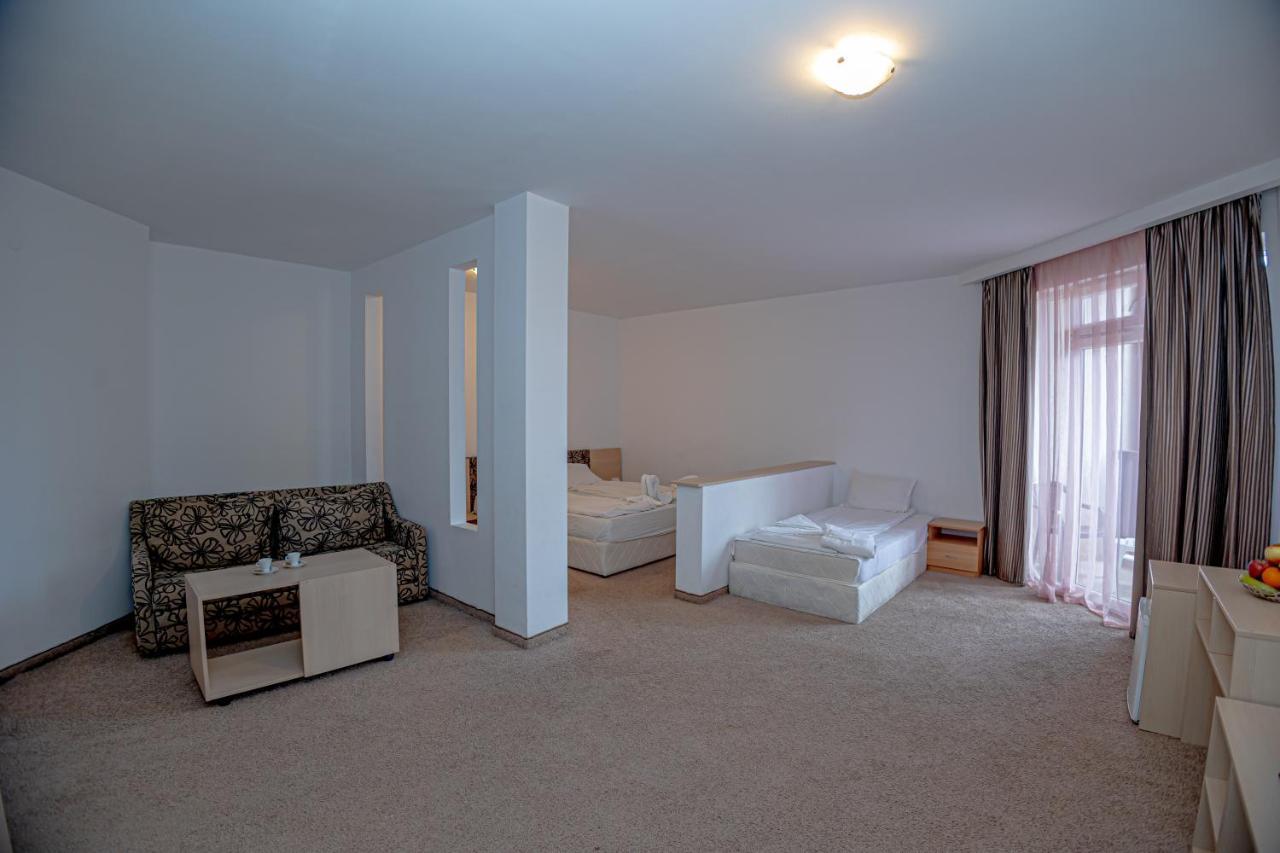 Thermal Hotel Seven Seasons Bania Exterior foto