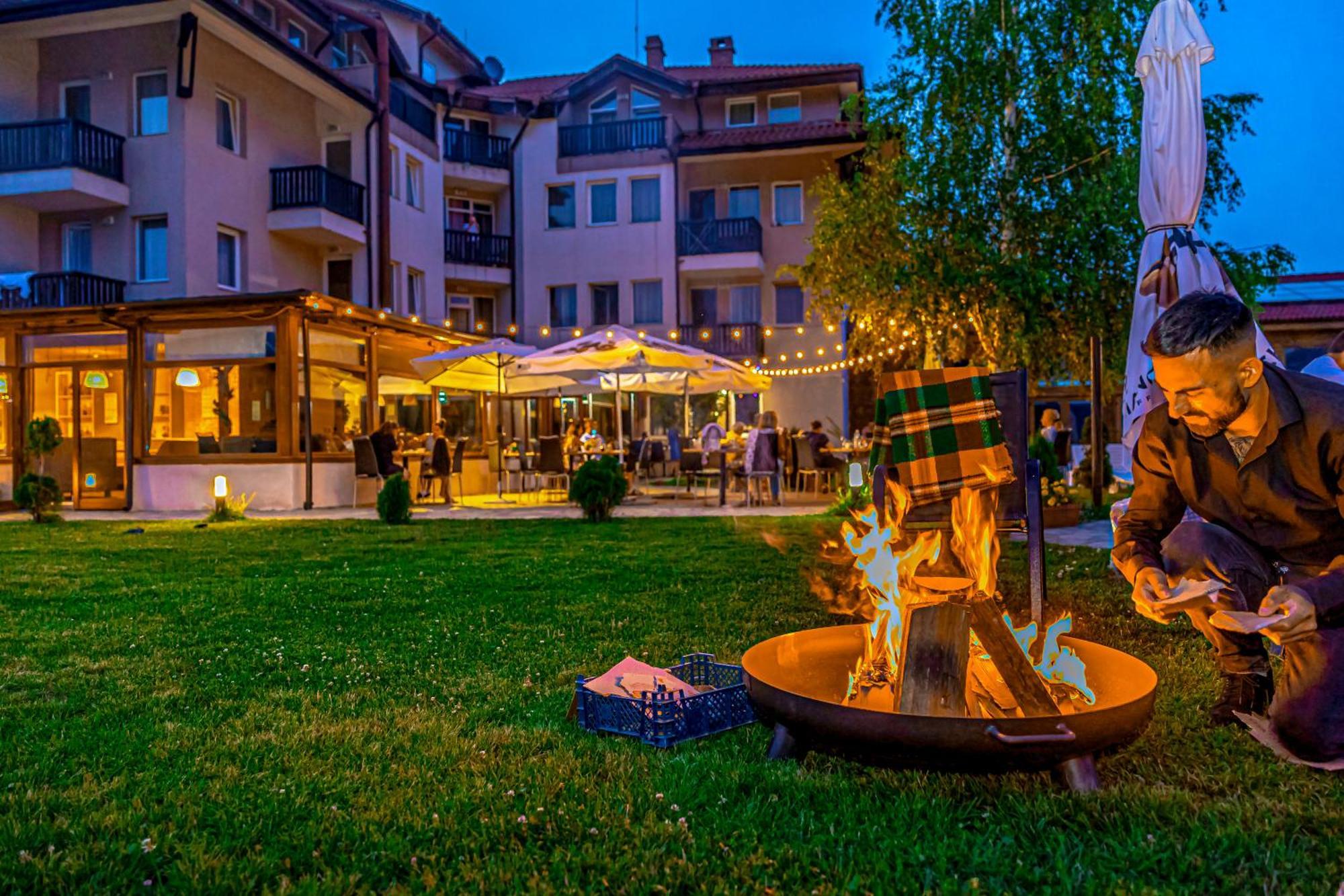 Thermal Hotel Seven Seasons Bania Exterior foto